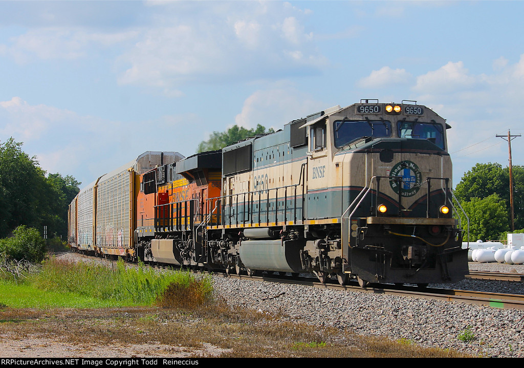 BNSF 9650